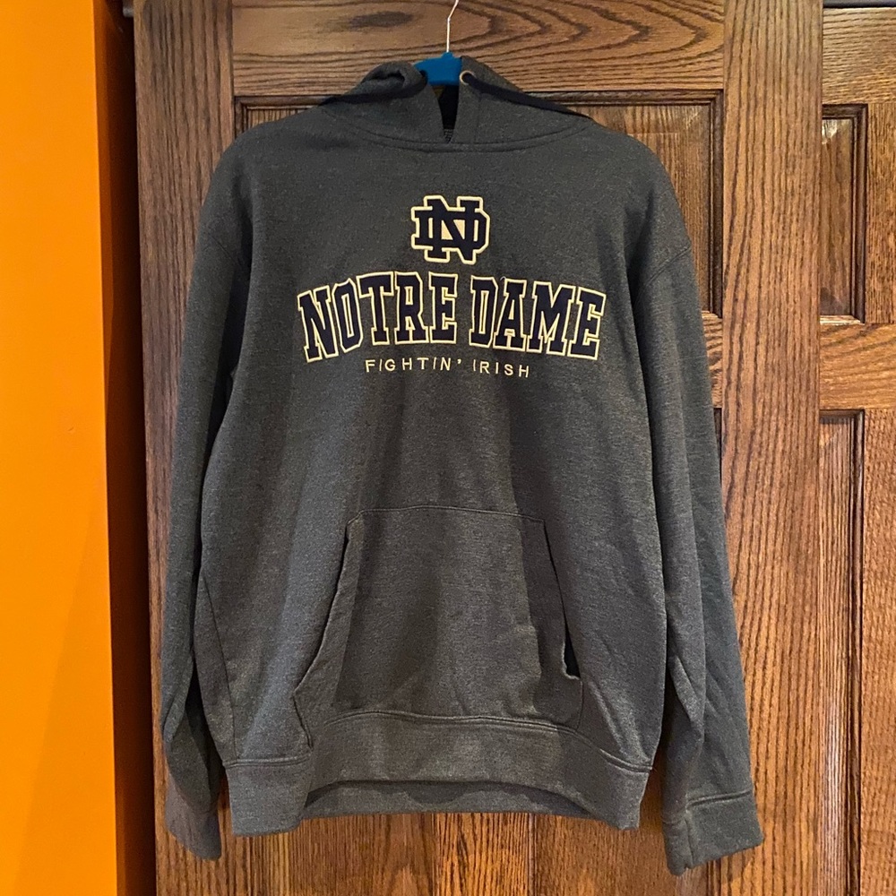 Gray Norte Dame Fightin’ Irish hoodie